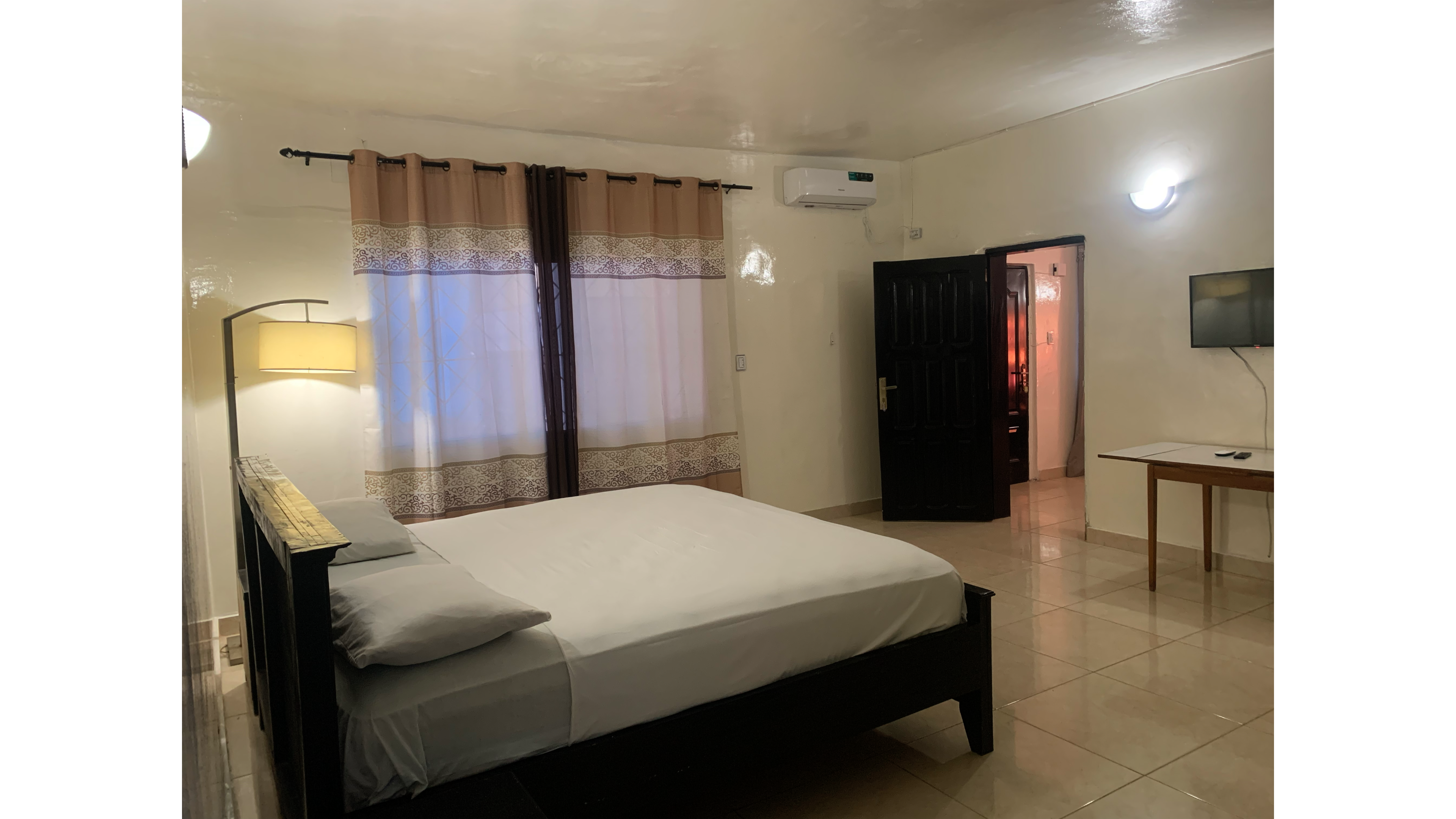 Maryland Guesthouse Monrovia Exterior photo